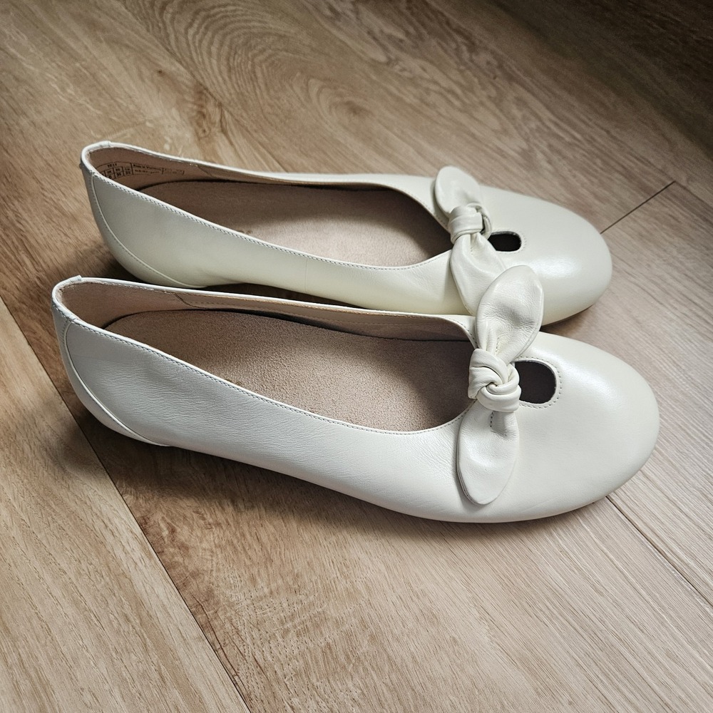 Vionic Women's Tilly Ballet Flat - Ivory 8.5